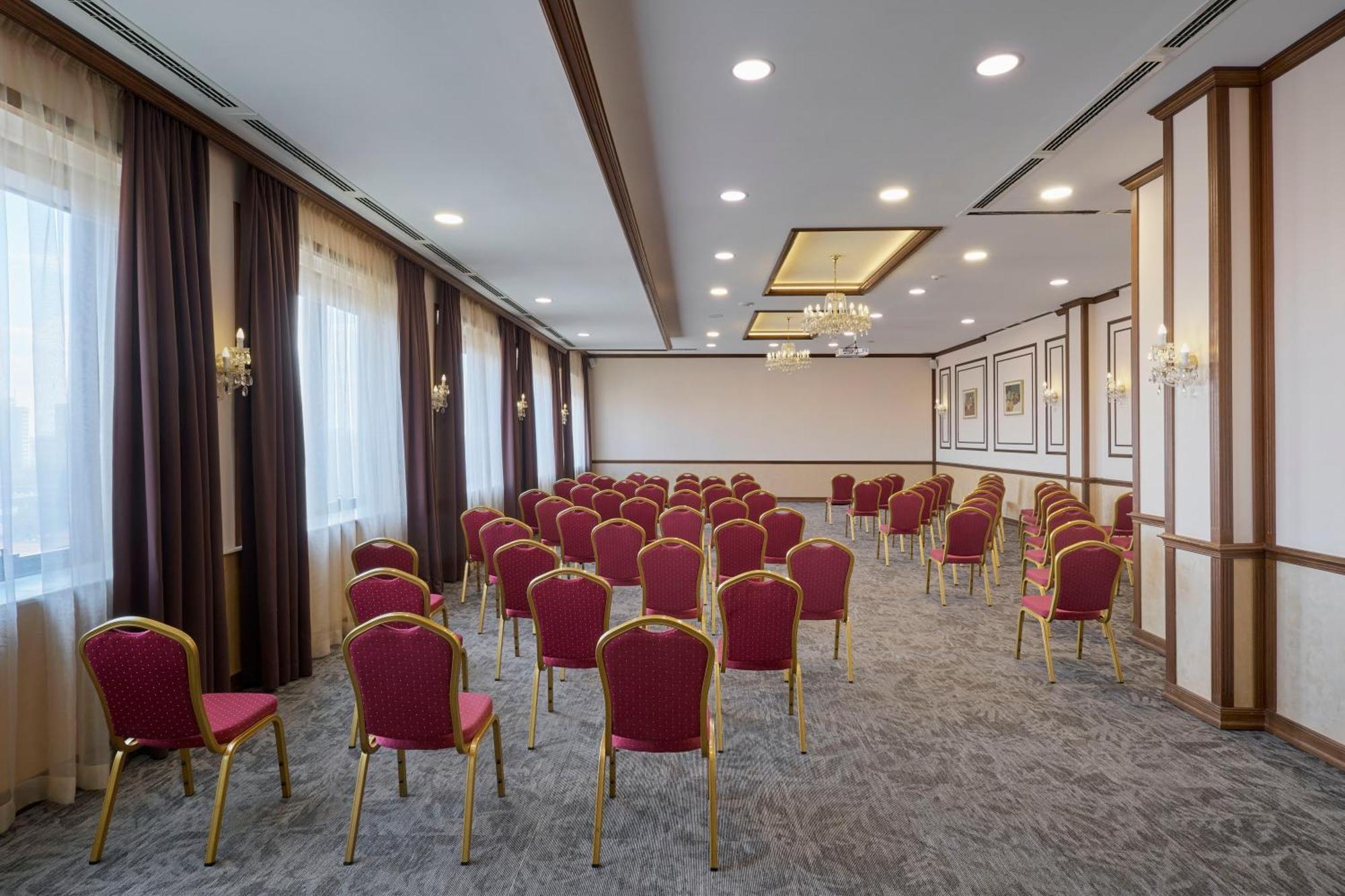 Radisson Hotel Plovdiv Buitenkant foto